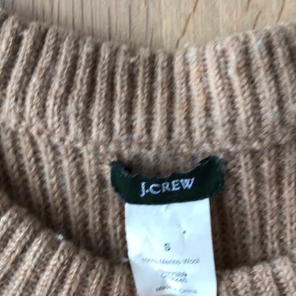 J. Crew 3/4 sleeve tan sweater size small - Picture 2 of 6